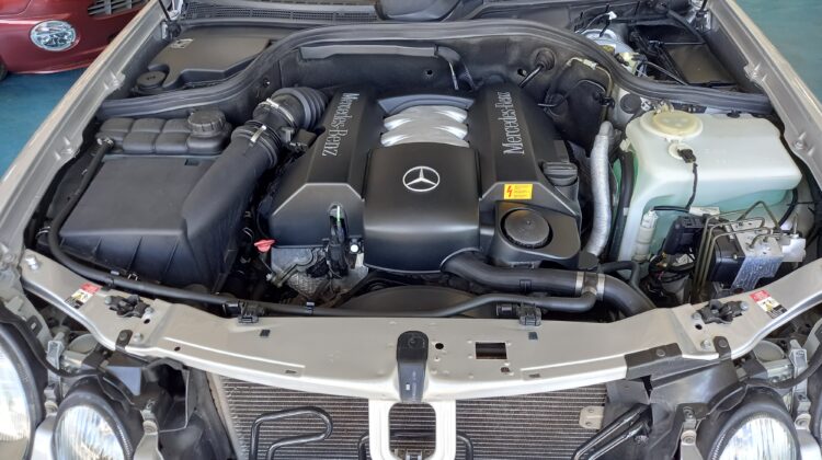 Youngtimer Mercedes CLK 320 V6 Cabrio Elegance !