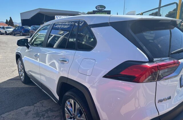 TOYOTA RAV4 HYBRID 220H LUXURY 2023