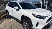 TOYOTA RAV4 HYBRID 220H LUXURY 2023