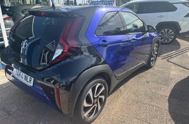 Toyota Aygo Cross AUTOM 2024