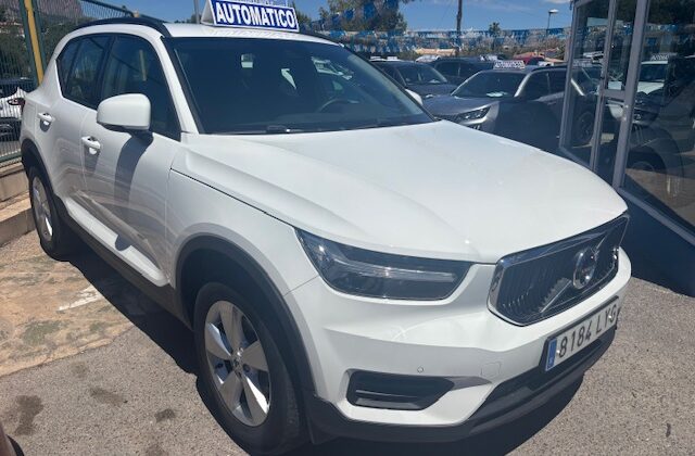 VOLVO XC40 AUTOM 2022